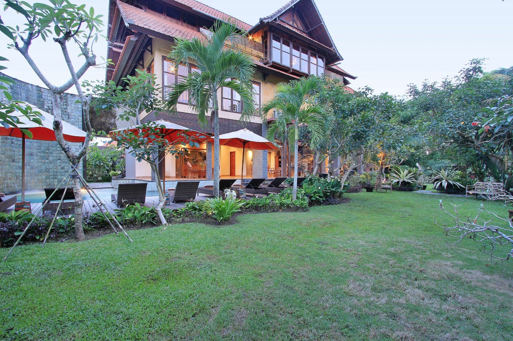 Sarin Ubud Suites By Pramana Villas Екстер'єр фото